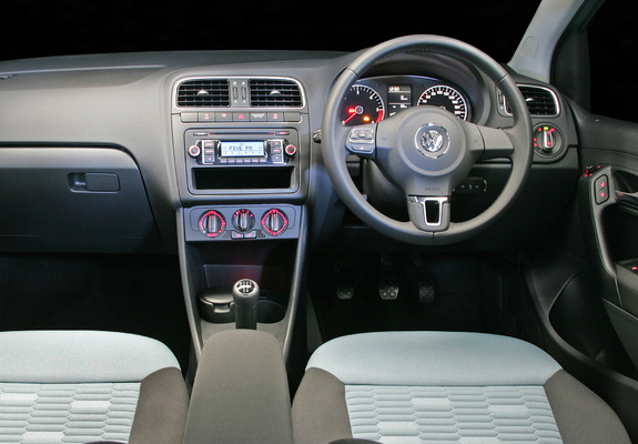 Volkswagen Polo BlueMotion 5-door ZA-spec (Typ 6R) 2010 images