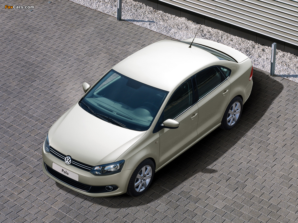 Volkswagen Polo Sedan (V) 2010 images (1024 x 768)