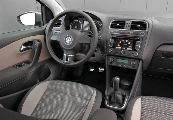 Volkswagen CrossPolo (Typ 6R) 2010 images