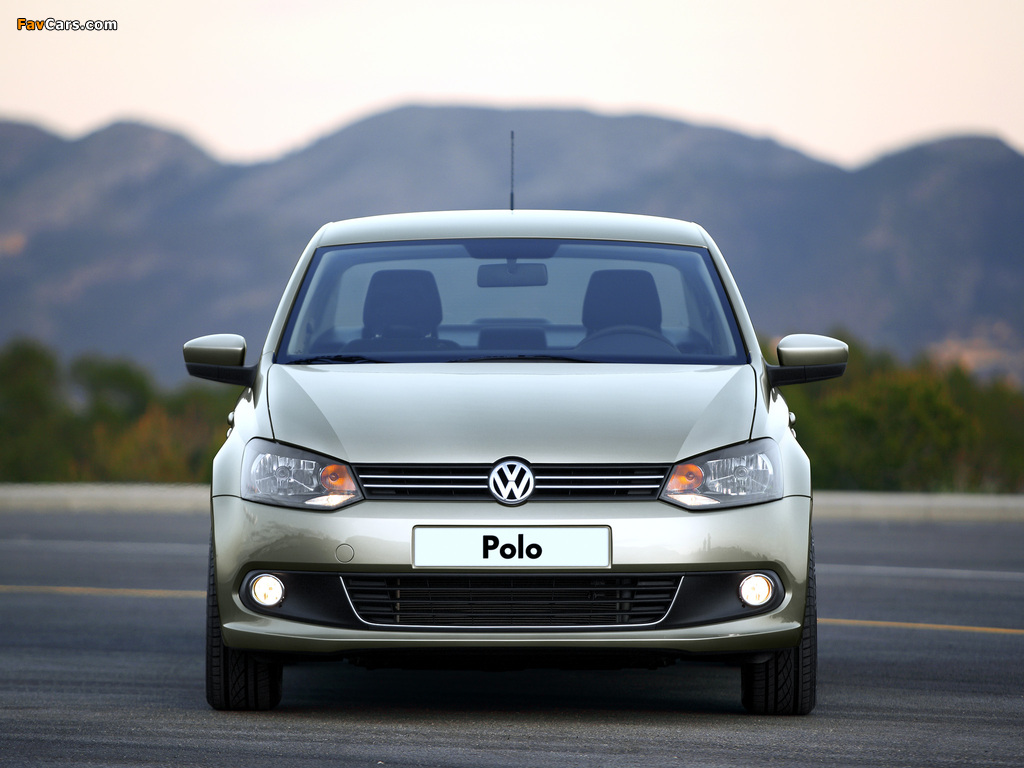 Volkswagen Polo Sedan (V) 2010 pictures (1024 x 768)