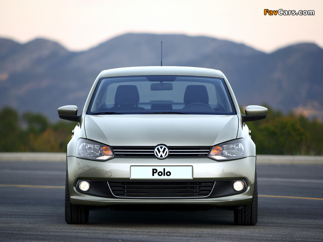 Volkswagen Polo Sedan (V) 2010 pictures (640 x 480)