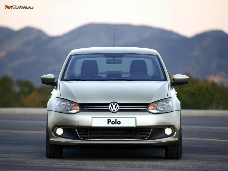 Volkswagen Polo Sedan (V) 2010 pictures (800 x 600)
