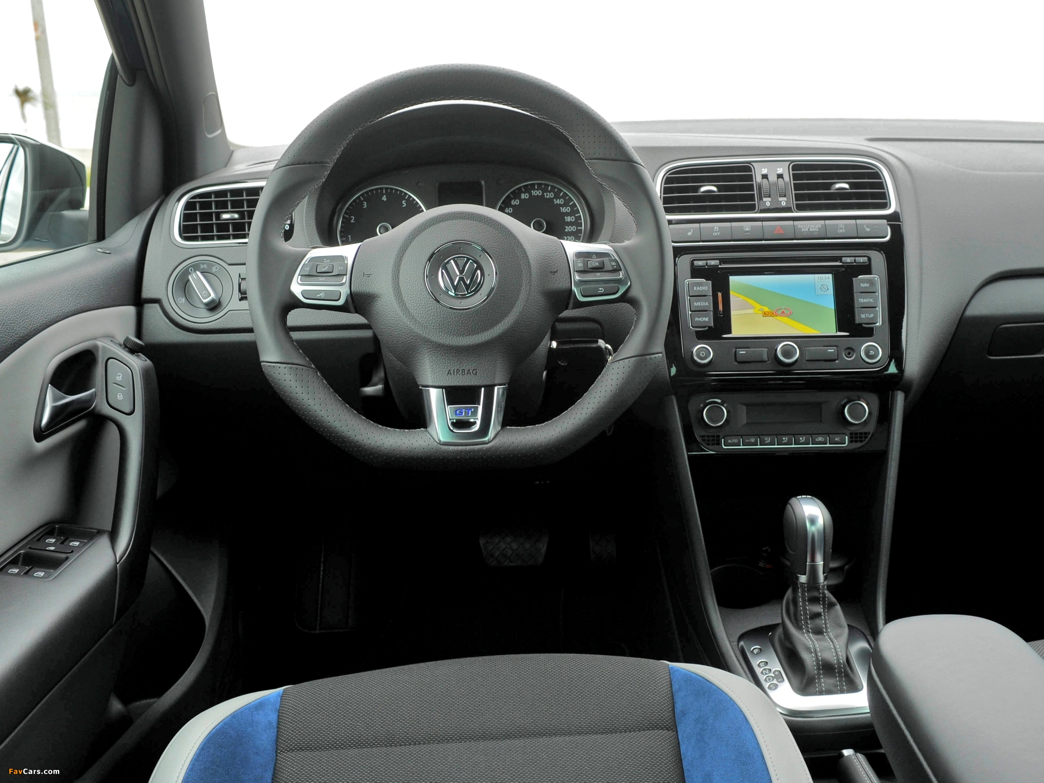 Volkswagen Polo BlueGT 5-door (Typ 6R) 2012 photos (2048 x 1536)