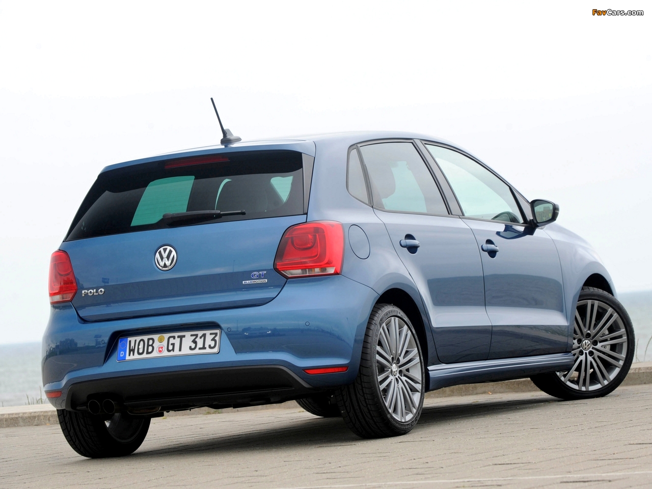 Volkswagen Polo BlueGT 5-door (Typ 6R) 2012 photos (1280 x 960)