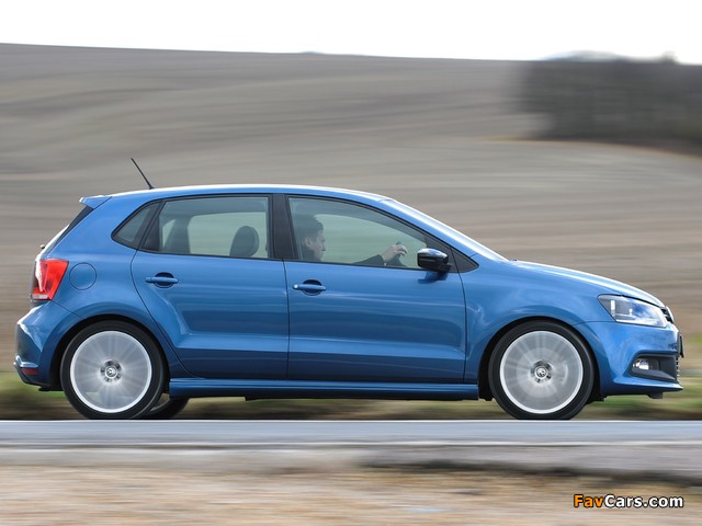 Volkswagen Polo BlueGT 5-door UK-spec (Typ 6R) 2013 pictures (640 x 480)