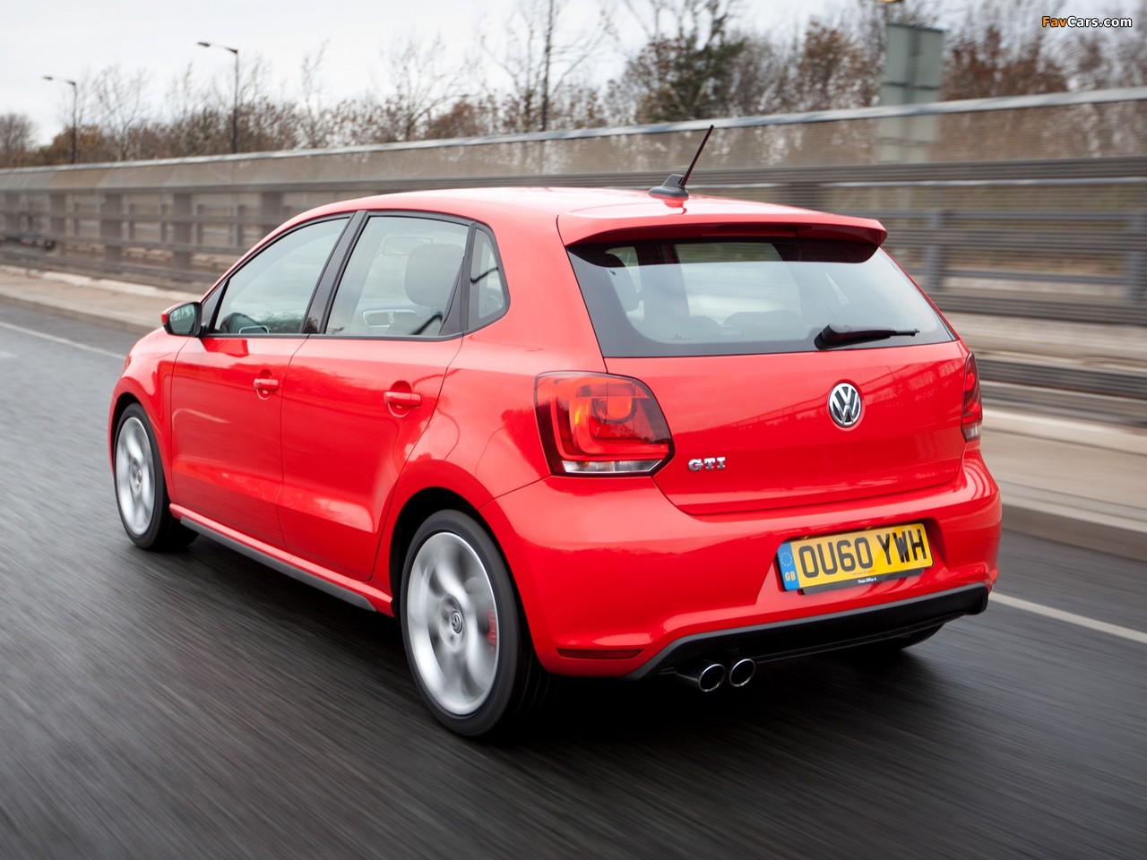 Volkswagen Polo GTI 5-door UK-spec (Typ 6R) 2010 wallpapers (1280 x 960)