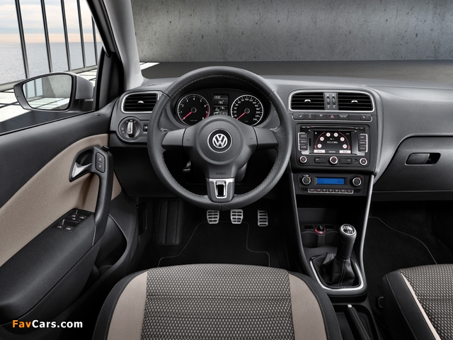 Volkswagen CrossPolo (Typ 6R) 2010 wallpapers (640 x 480)