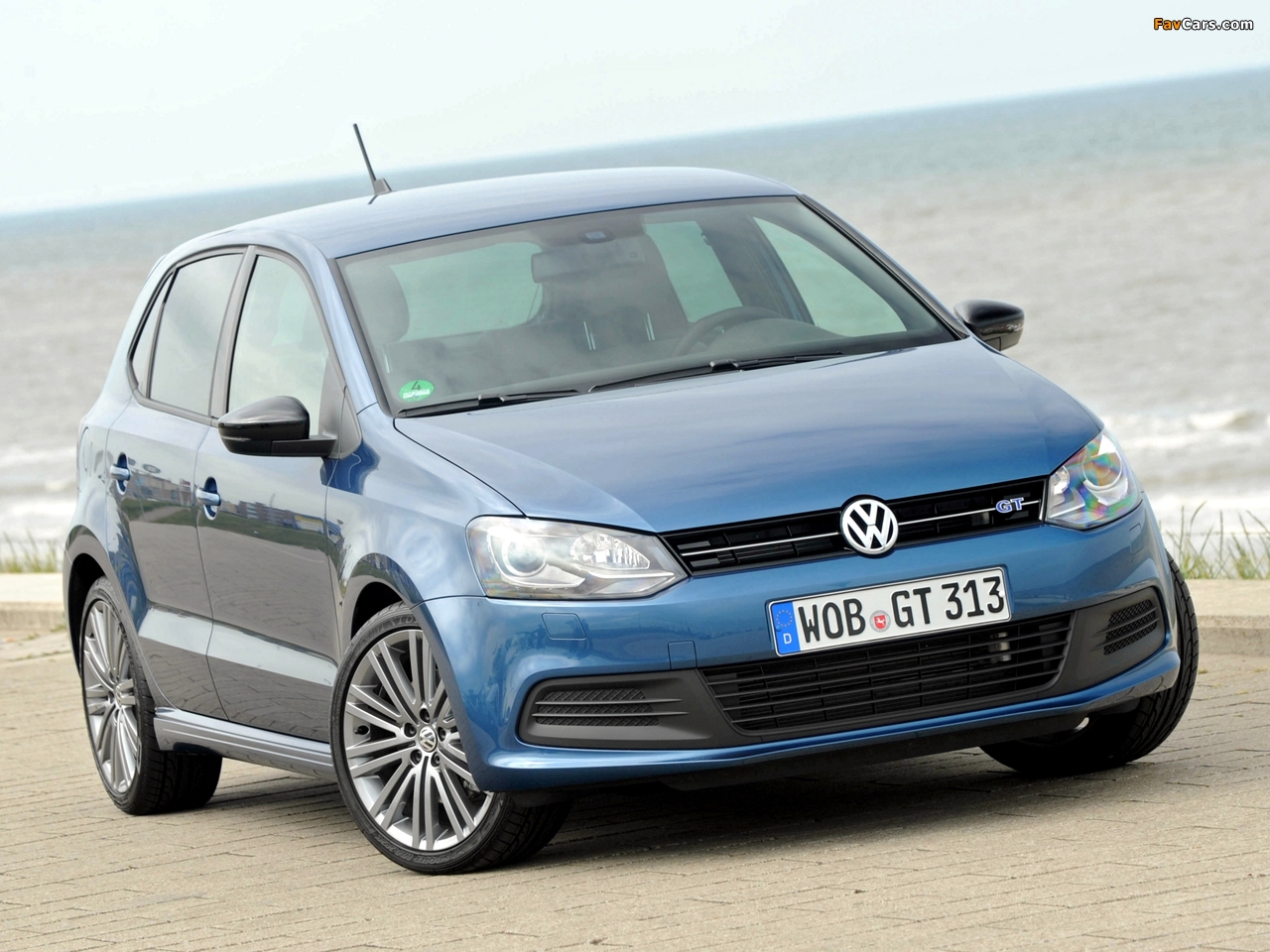 Volkswagen Polo BlueGT 5-door (Typ 6R) 2012 wallpapers (1280 x 960)