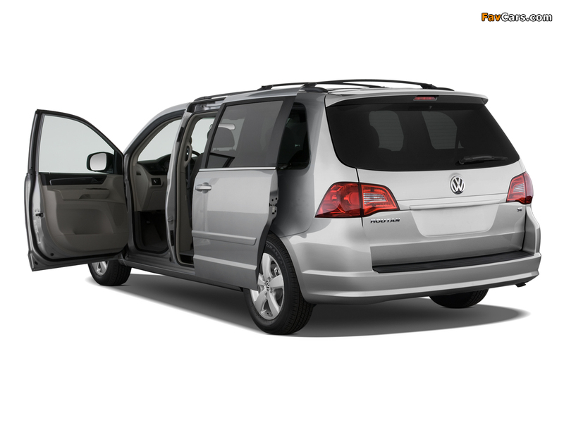 Pictures of Volkswagen Routan 2008–12 (800 x 600)