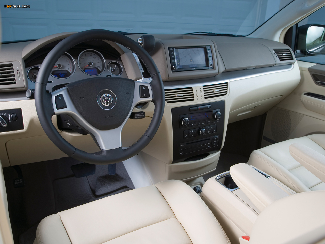 Volkswagen Routan 2008–12 photos (1280 x 960)