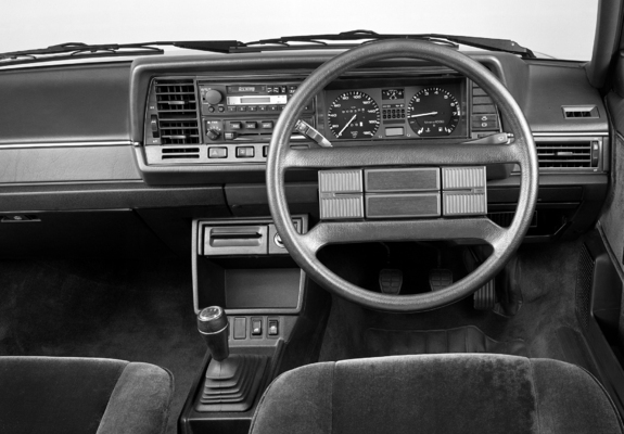 Images of Volkswagen Santana JP-spec 1984–89