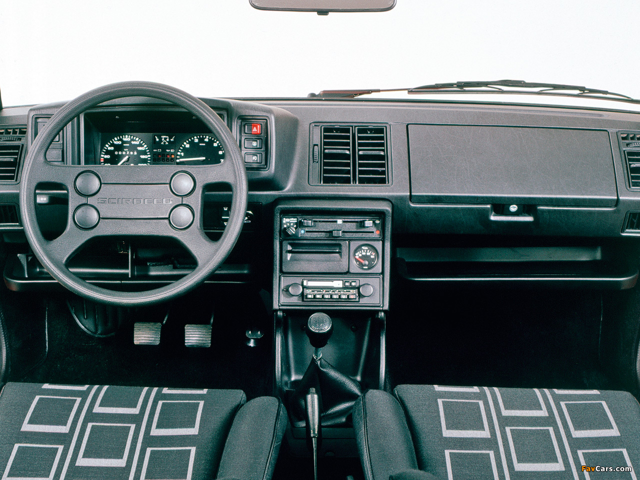 Photos of Volkswagen Scirocco GT 1981–85 (1280 x 960)