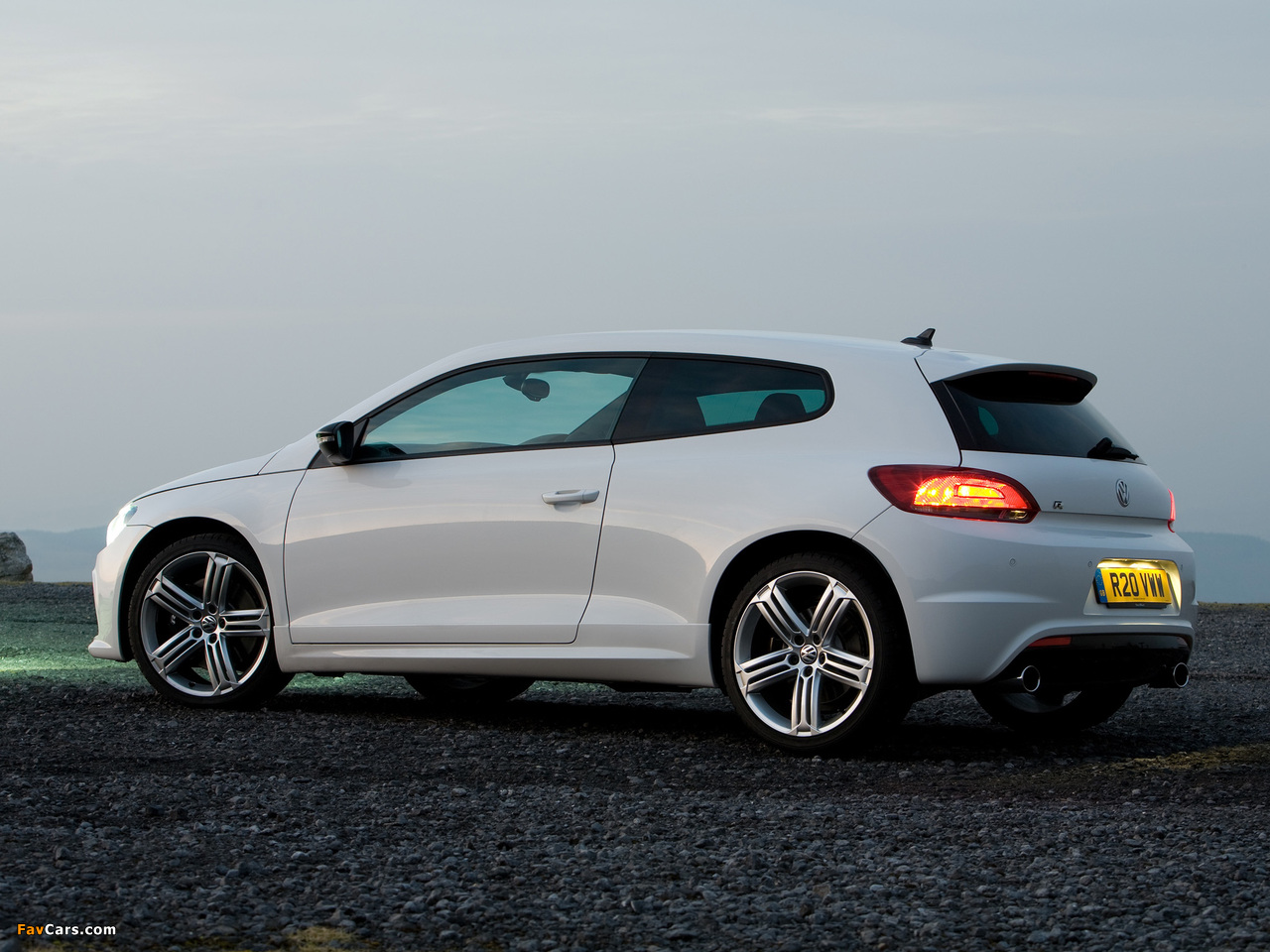 Pictures of Volkswagen Scirocco R UK-spec 2009 (1280 x 960)