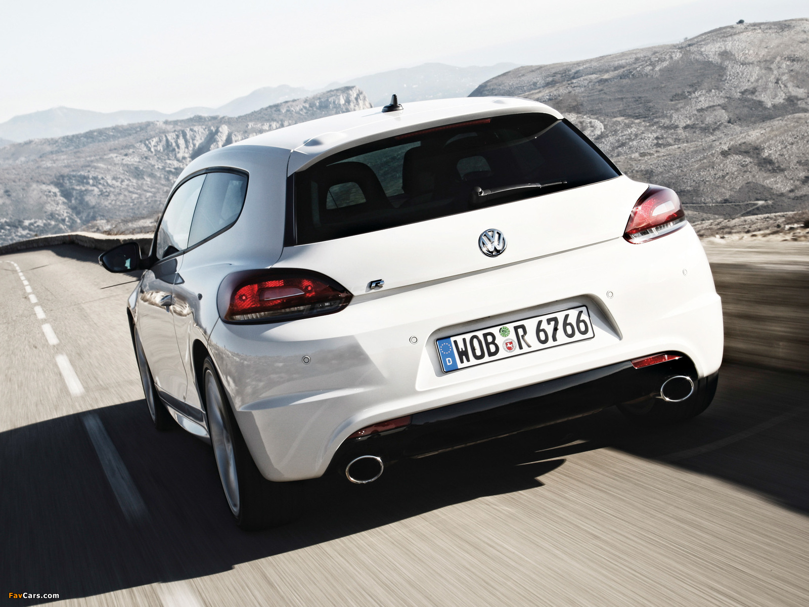 Volkswagen Scirocco R 2009 wallpapers (1600 x 1200)