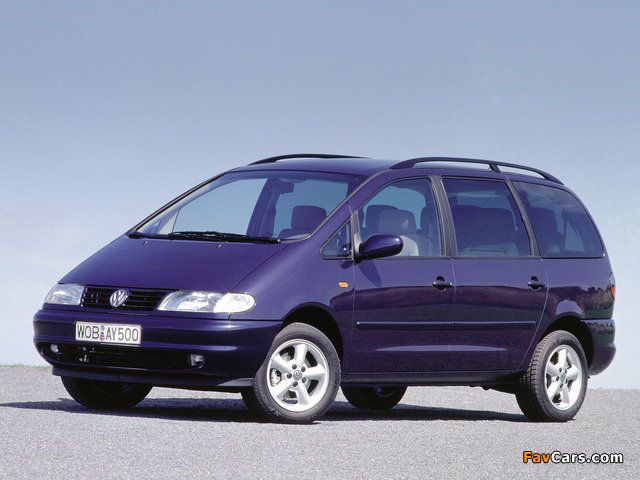 Images of Volkswagen Sharan 1995–2000 (640 x 480)