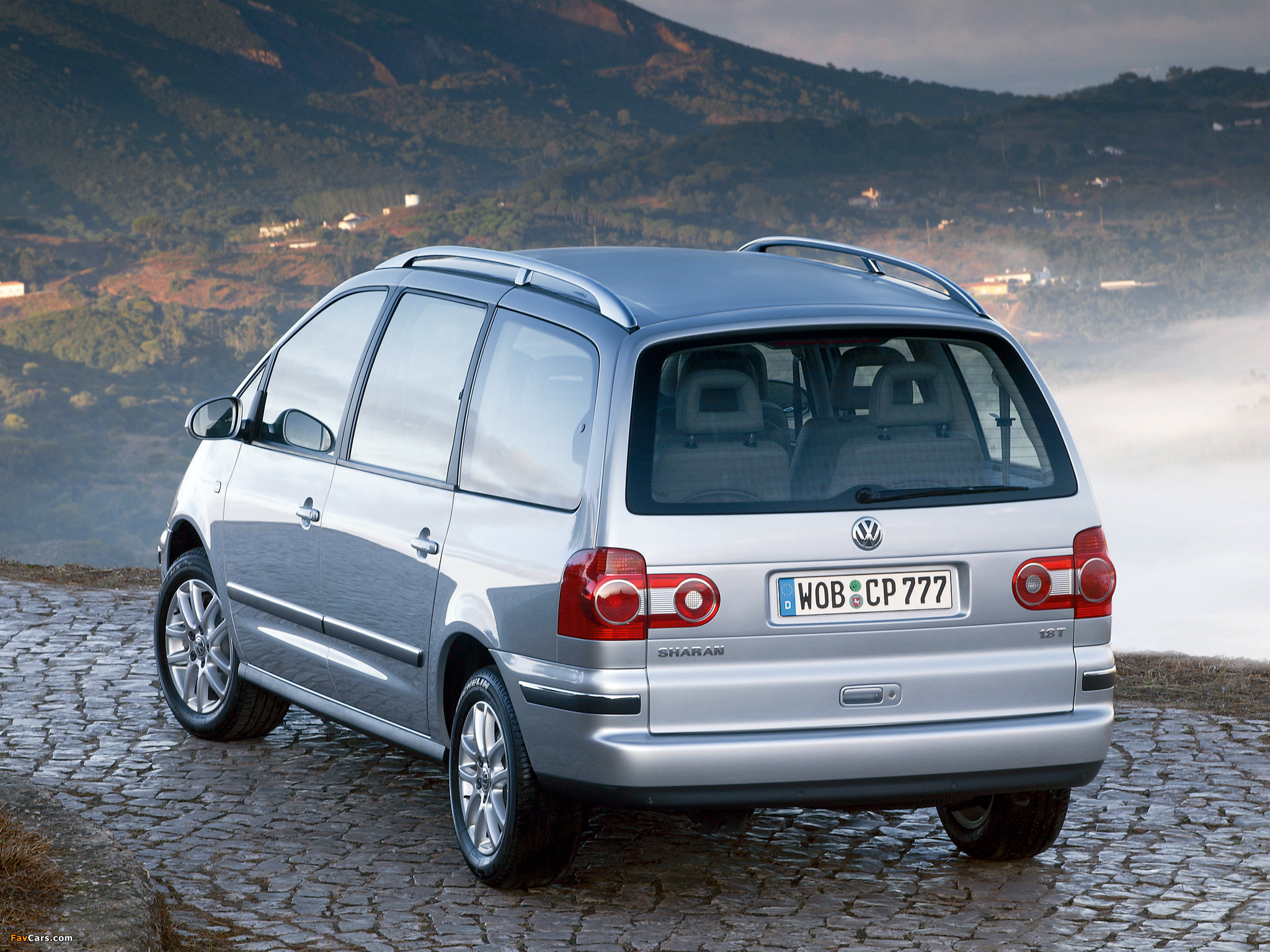 Images of Volkswagen Sharan 2004–10 (2048 x 1536)