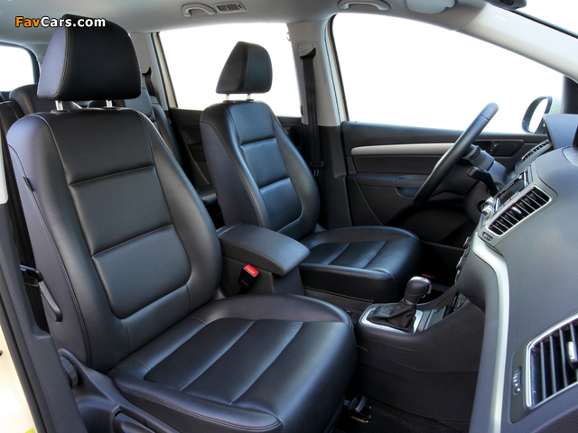 Images of Volkswagen Sharan Taxi 2010 (640 x 480)