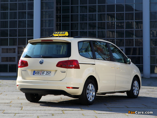 Photos of Volkswagen Sharan Taxi 2010 (640 x 480)