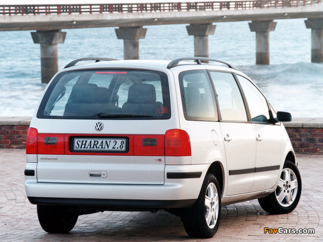 Pictures of Volkswagen Sharan ZA-spec 2000–04 (640 x 480)