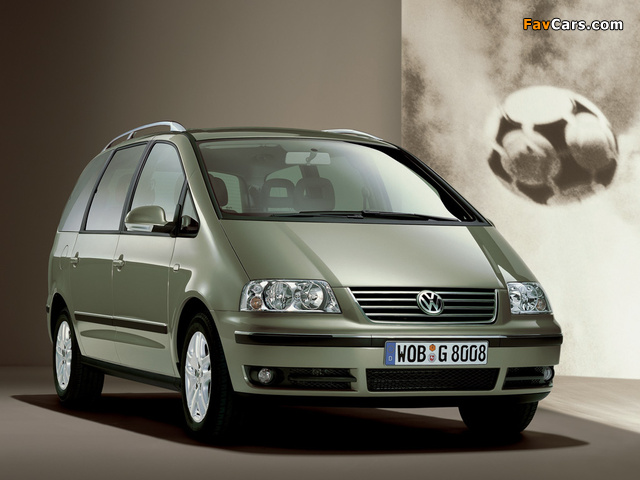 Pictures of Volkswagen Sharan 2004–10 (640 x 480)