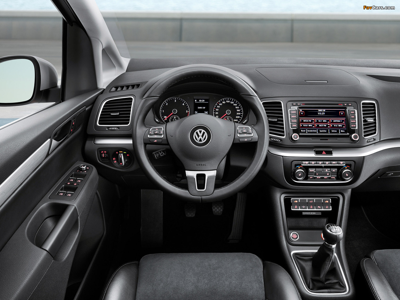 Pictures of Volkswagen Sharan 2010 (1280 x 960)