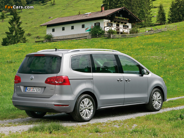 Volkswagen Sharan 2010 photos (640 x 480)