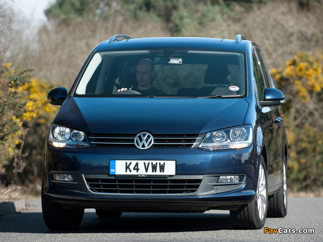 Volkswagen Sharan UK-spec 2010 pictures (640 x 480)