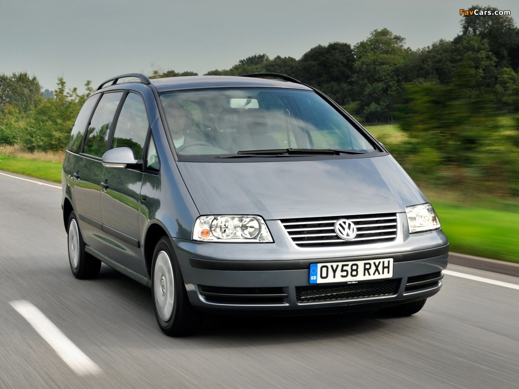 Volkswagen Sharan UK-spec 2004–10 wallpapers (1024 x 768)