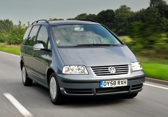Volkswagen Sharan UK-spec 2004–10 wallpapers