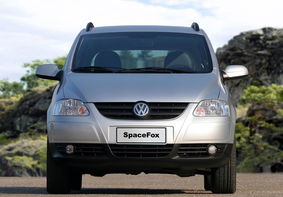 Volkswagen SpaceFox 2006–10 photos