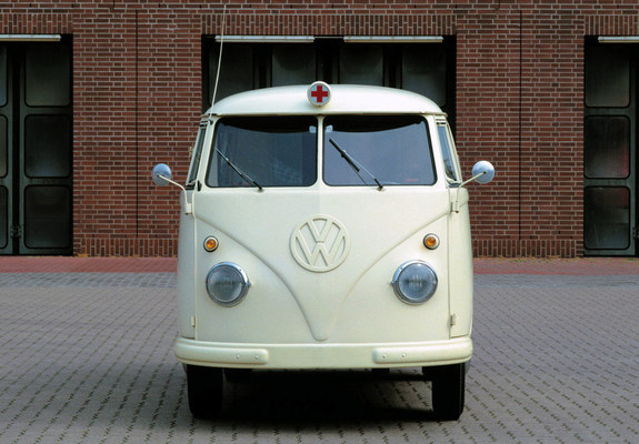 Images of Volkswagen T1 Krankenwagen 1950–67