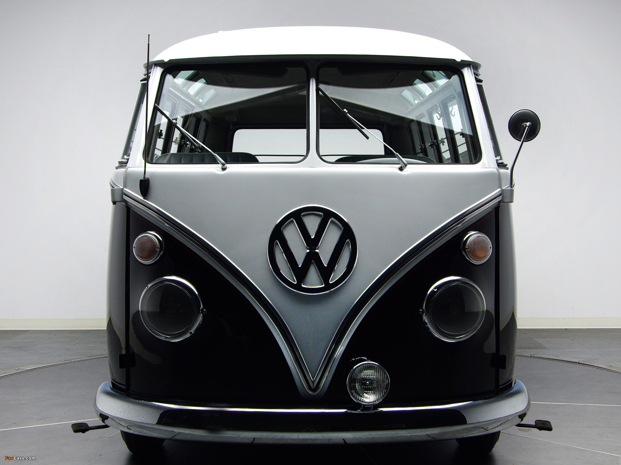 Pictures of Volkswagen T1 Deluxe Samba Bus 1963–67 (2048 x 1536)