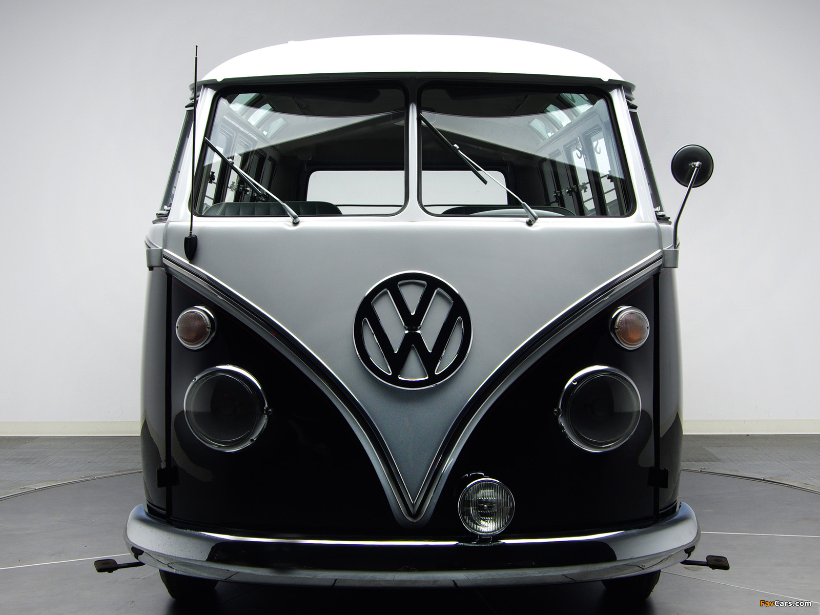 Pictures of Volkswagen T1 Deluxe Samba Bus 1963–67 (1600 x 1200)