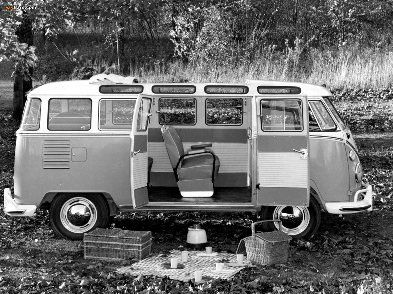 Volkswagen T1 Deluxe Samba Bus 1951–63 images (1280 x 960)