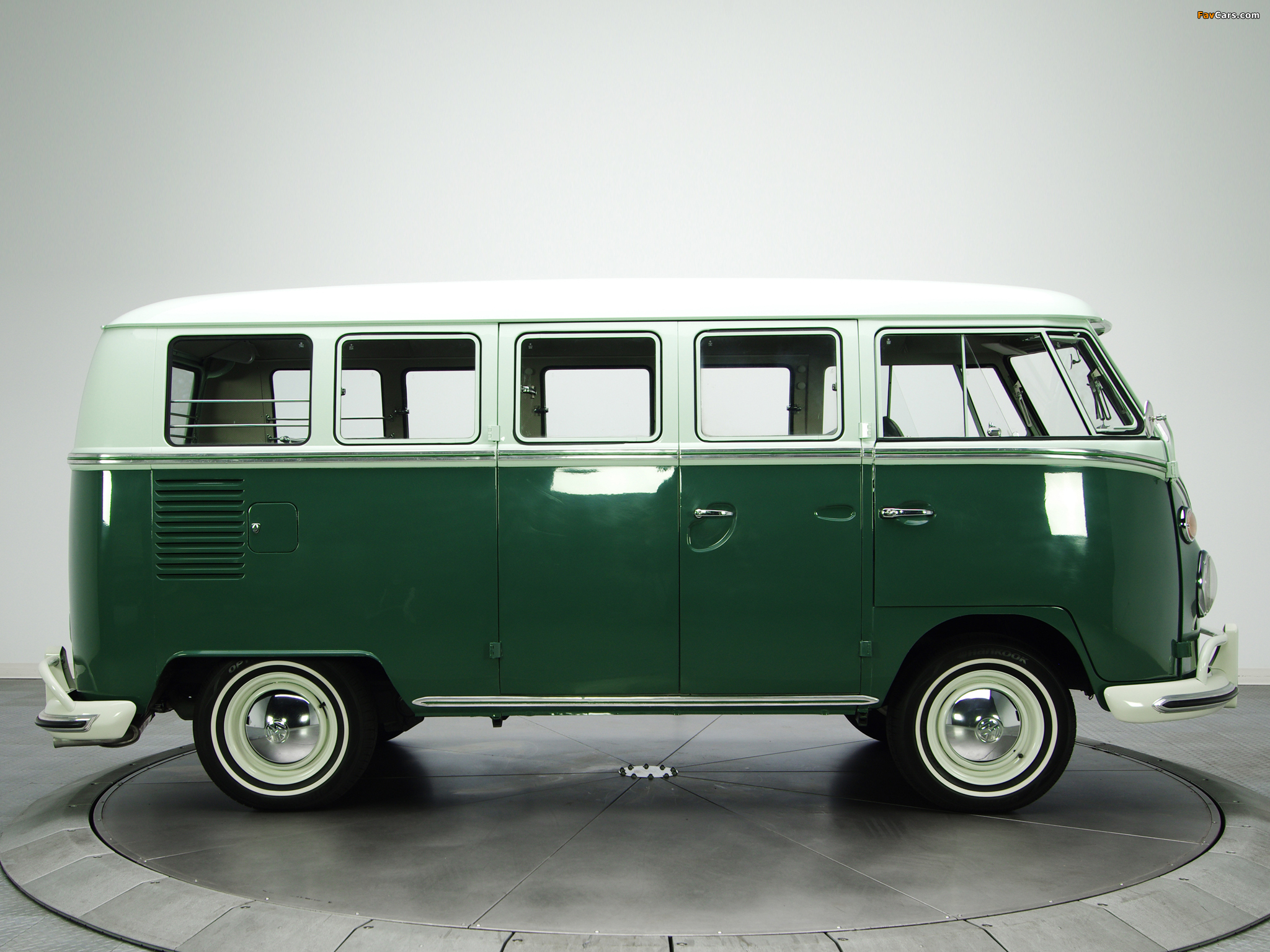 Volkswagen T1 Deluxe Bus 1963–67 pictures (2048 x 1536)