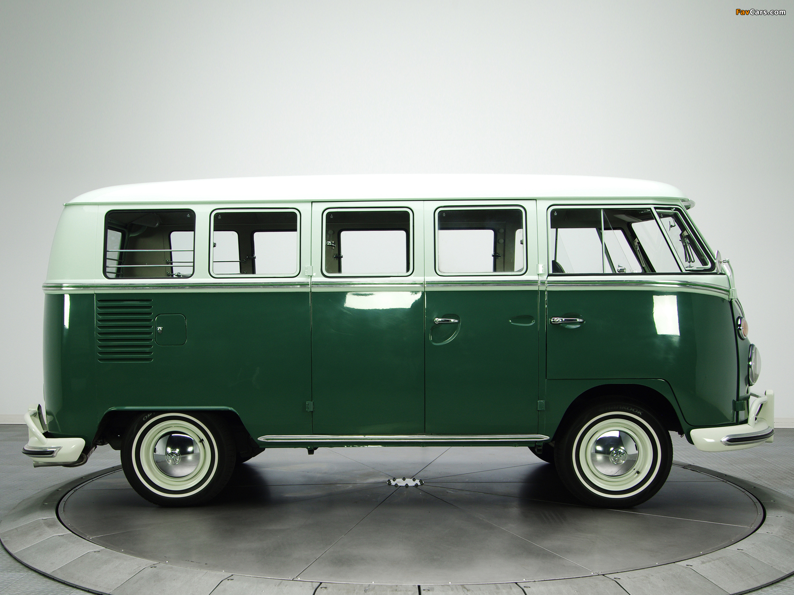 Volkswagen T1 Deluxe Bus 1963–67 pictures (1600 x 1200)