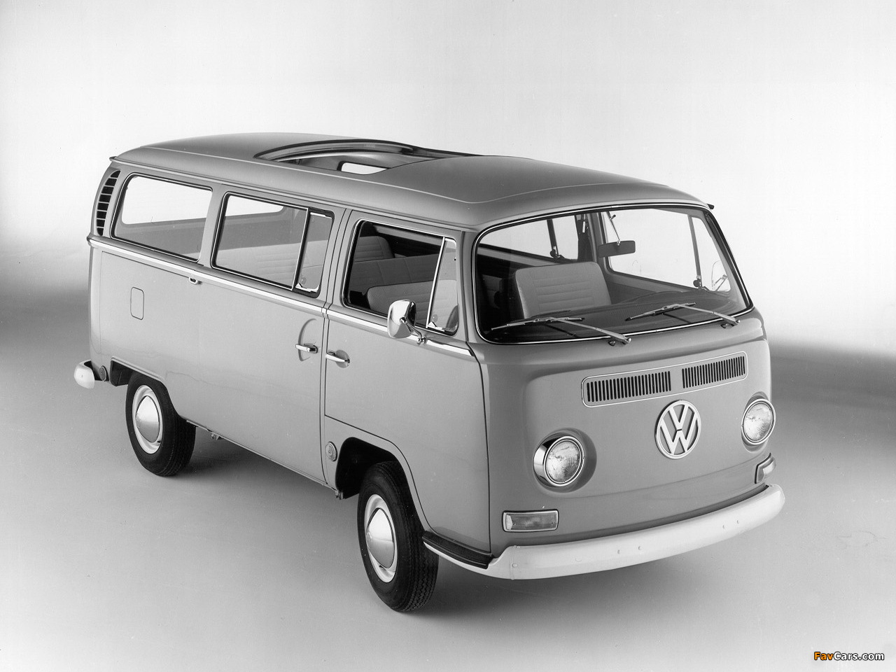 Images of Volkswagen T2 Bus 1967–72 (1280 x 960)