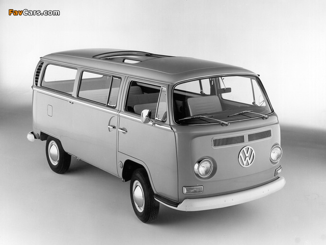 Images of Volkswagen T2 Bus 1967–72 (640 x 480)