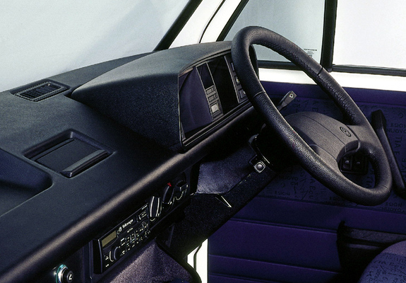 Volkswagen T3 Caravelle ZA-spec 1981–92 wallpapers
