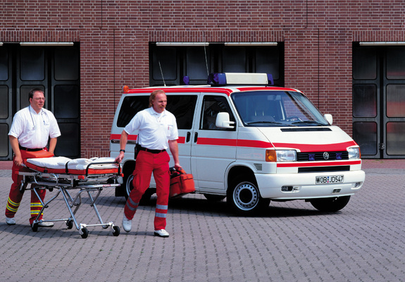 Volkswagen T4 Transporter Ambulance 1990–2003 pictures