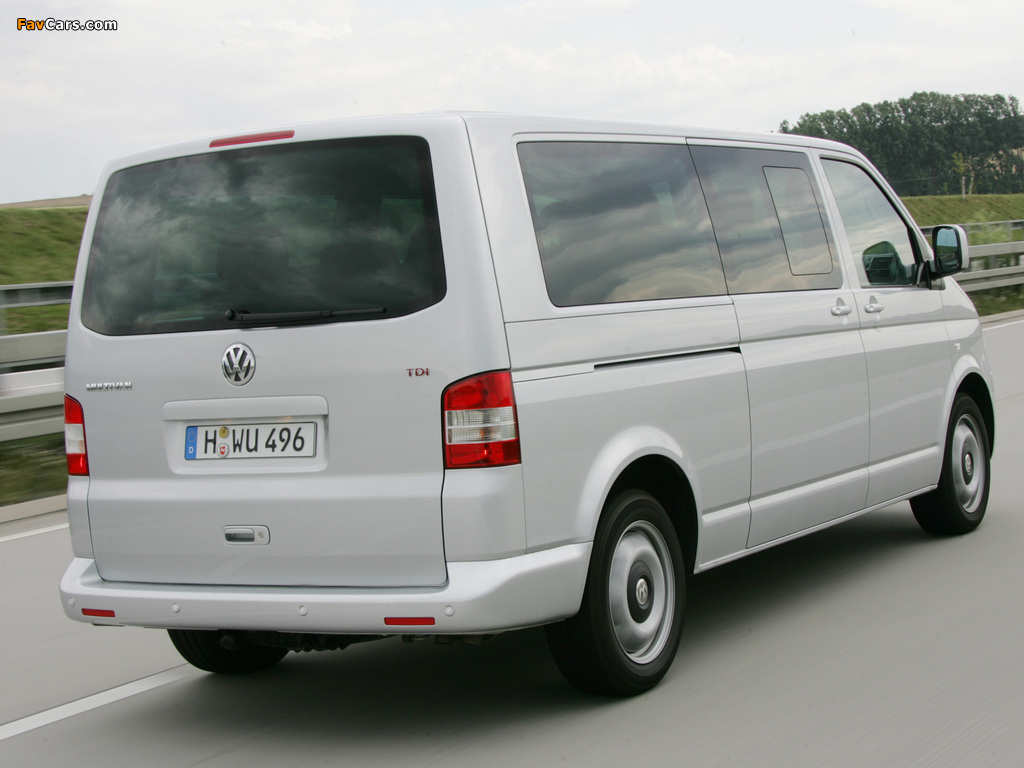 Photos of Volkswagen T5 Multivan Comfortline 2003–09 (1024 x 768)