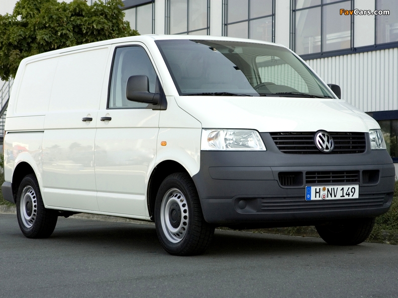 Photos of Volkswagen T5 Transporter Van 2003–09 (800 x 600)