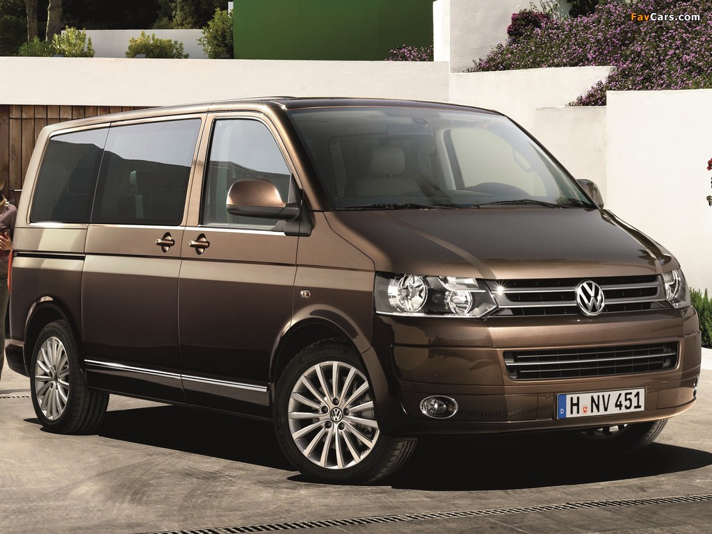 Photos of Volkswagen T5 Multivan Highline 2009 (1024 x 768)