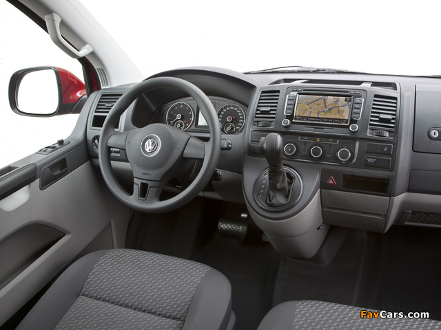 Photos of Volkswagen T5 Transporter Van LWB 2009 (640 x 480)