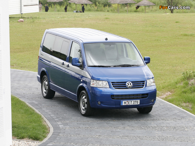 Pictures of Volkswagen T5 Multivan Startline 2003–09 (640 x 480)