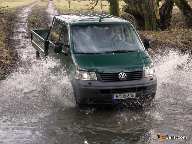 Pictures of Volkswagen T5 Transporter Double Cab Pickup 2003–09 (640 x 480)
