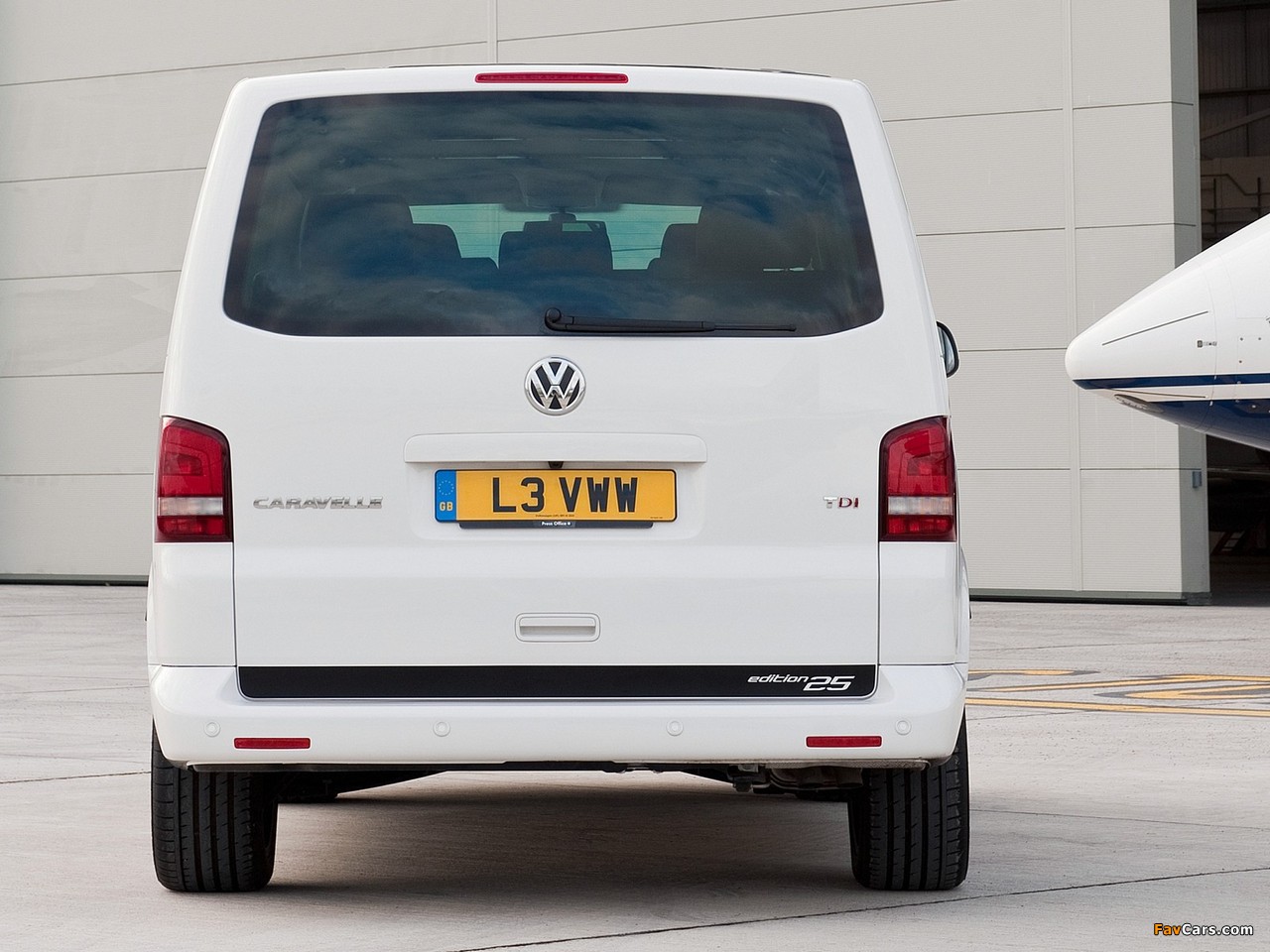 Pictures of Volkswagen T5 Caravelle Edition 25 UK-spec 2010 (1280 x 960)