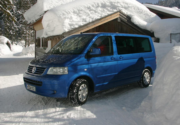 Volkswagen T5 Multivan Comfortline 2003–09 images