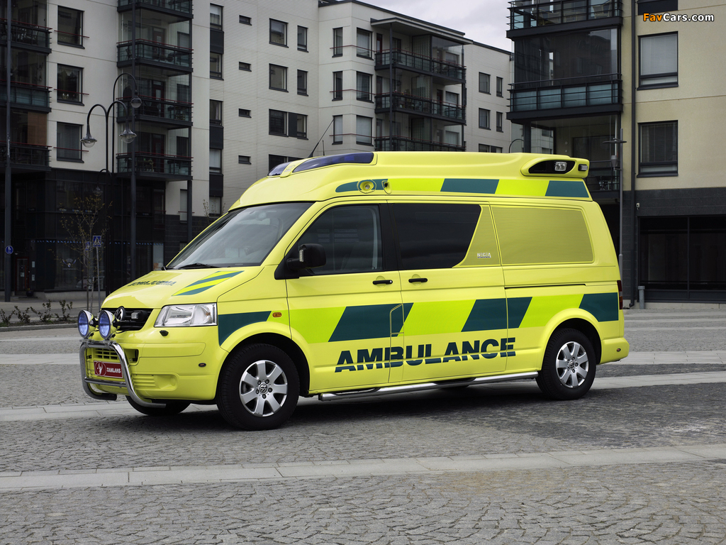 Tamlans Volkswagen T5 Ambulance 2003–09 images (1024 x 768)