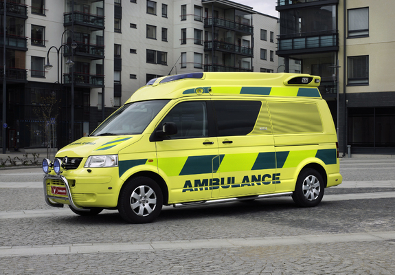 Tamlans Volkswagen T5 Ambulance 2003–09 images